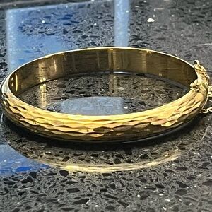 18k Gold Technibond vintage diamond cut polished bangle statement bracelet HSN